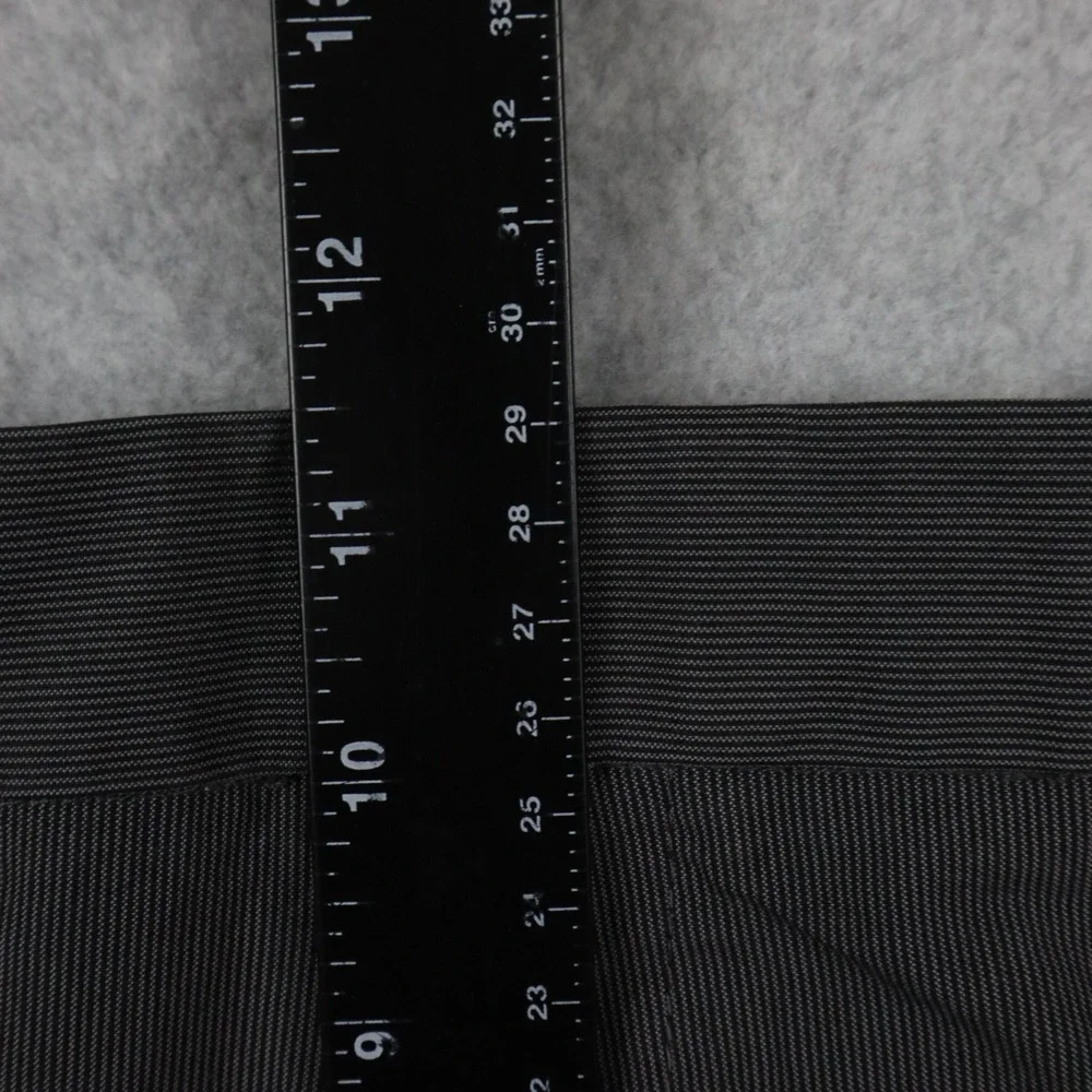 Gap Pants Mens 34x32 Tailored Khakis Straight Fit Cotton Flat Front Gray Striped